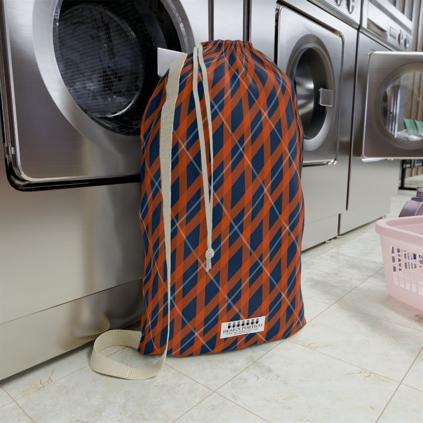 Stylish Plaid Laundry Bag - Modern Home Organization
