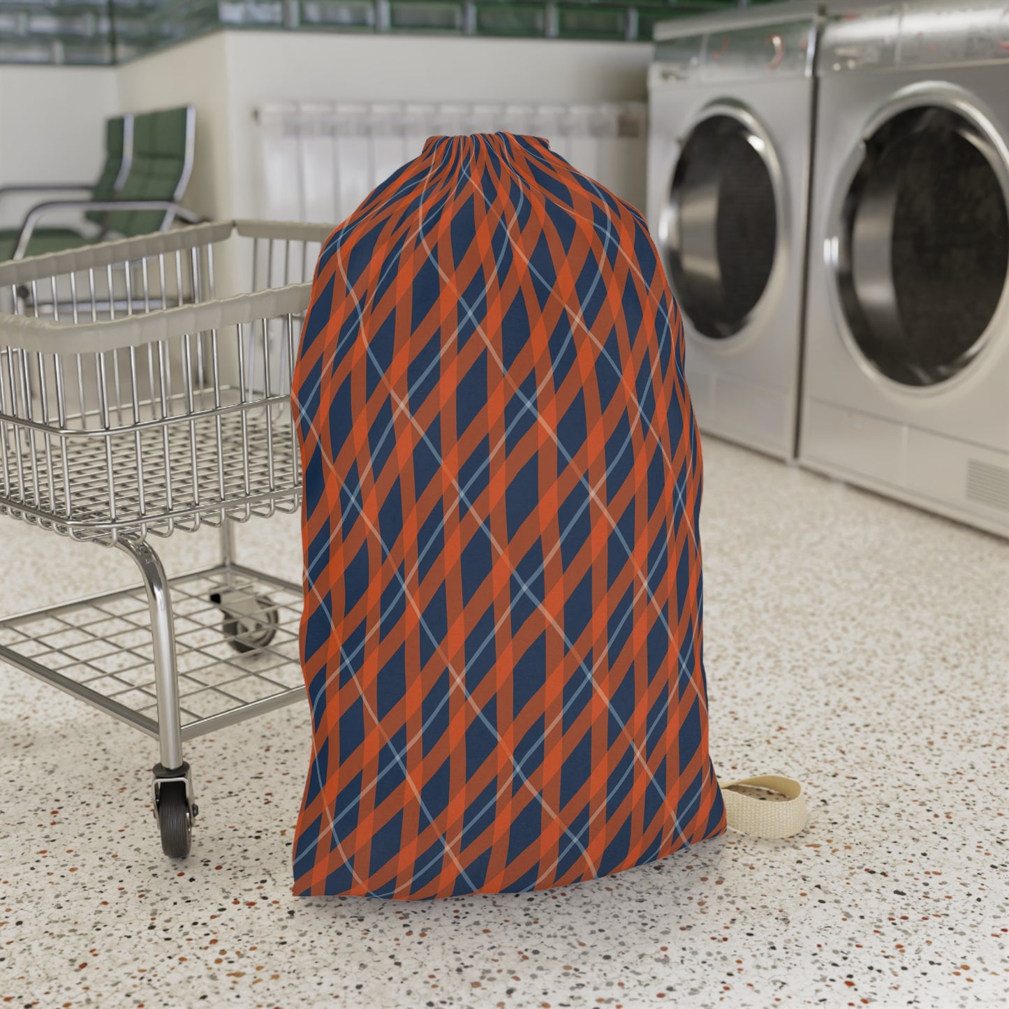 Stylish Plaid Laundry Bag - Modern Home Organization